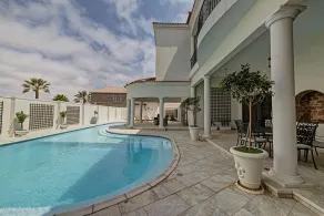 Lagoon Suites Guesthouse CC - Pool