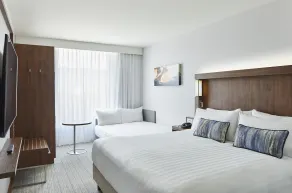 Courtyard by Marriott Luton Airport - Room
