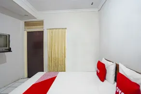 Hotel O Anugerah - Room