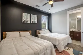 Spacious 3 Bed House near MD Anderson with Free Parking & Wi-Fi - Zimmer