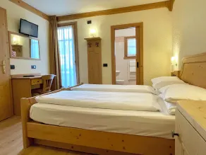 Hotel Helvetia - Room