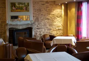 Logis Hôtel Les Pages - Reception