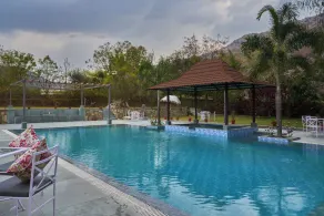 The Hunting Lodge - Pool