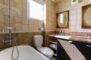 Shangrila Music Villa - Baño