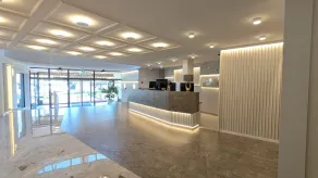 Hotel Grand - Reception