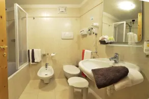 Hotel Alpino Al Cavalletto - Bathroom
