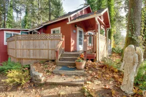Peaceful McKenzie River Retreat: Fish, Hike, & Ski - Innenbereich