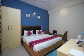 OYO 9046 Hotel Metro Star - Habitación
