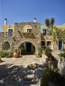 Arolithos Traditional Village Hotel - Reception