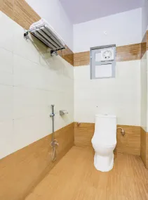 Super Collection O Gola Road - Bathroom