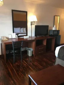 Red Carpet Inn Medford - Chambre