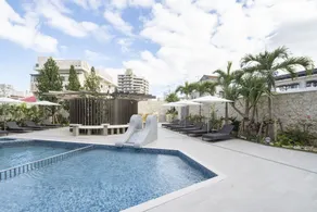 Okinawa Hinode Resort and Hot Spring Hotel - Piscina