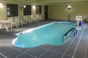 Quality Inn North Vernon - Piscine