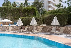 Flora Hotel Apartments - Pool