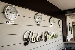 Hotel Platinum - Reception