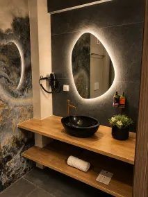 Amaris Hotel & Spa by Athens Prime Hotels - Bathroom