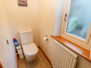 Trickett Gate Cottage - Bathroom