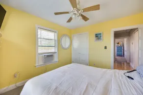 Welcoming Cottage w/ Outdoor Pool & Water Views! - Rom