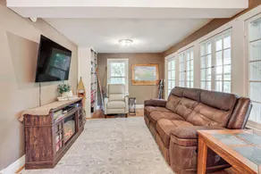 Hillside Home on 4 Wooded Acres by Sunday Lake - Innenbereich