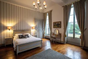 CHATEAU DE QUINCEY - Zimmer