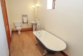 The Granary - Bathroom
