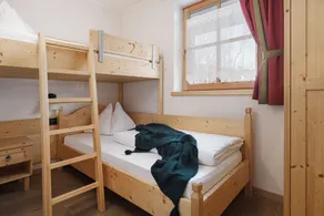 Chalet Tyrolian Apartments - by Familiaris - Pools 500 meters - Room