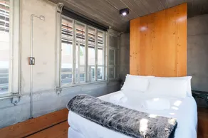 Executive Rental Style House - Rum
