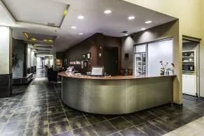 Spark by Hilton Artesia - Réception