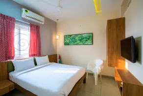 Sarvam Serviced Apartment - Room