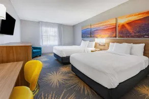 Days Inn by Wyndham Roanoke Hollins Near I-81 - Chambre