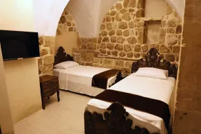MARDİN BEY KONAĞI  - Zimmer