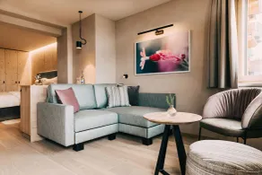 Family room, shower, toilet, 2 bed rooms - Habitación
