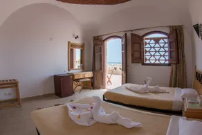 Marsa Nakari Village - Camera