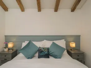 Charming Garden Cottage, Bath, UK - Free Gated Parking - Værelse
