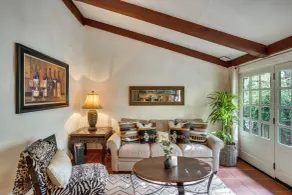 Romantic Retreat at Rancho Las Lomas: Pet Friendly - Intérieur