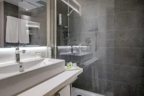 NH Hamburg Altona - Salle de bain
