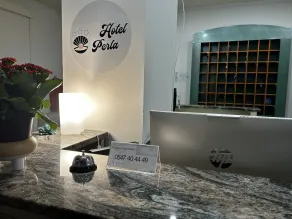 Hotel Perla - Réception