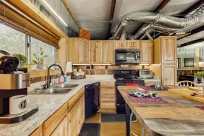 4 Cabins - Reindeer Ranch at Round Top - Interior