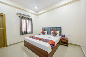 Fabhotel Palm Paradise - Room