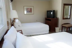 Monument Mountain Motel - Chambre