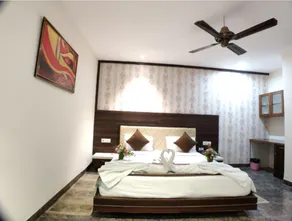 Hotel Badrika Inn - Room