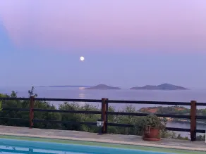 Alonissos 4-bedroom Large Villa With Private Pool - Piscina