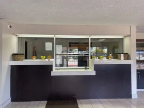 Days Inn & Suites by Wyndham Albuquerque West - Reception