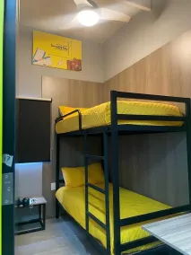 CHECK INN HOSTAL AEROPUERTO GDL - Hostel - Habitación
