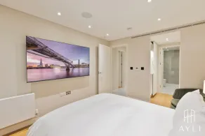 AYLI - As You Like It - Room