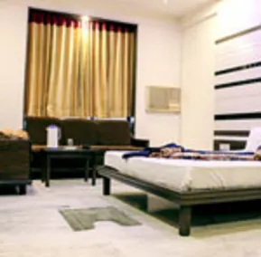 Hotel Ambaji International - Chambre