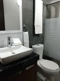 EXECUTIROOMS VERACRUZ - Bathroom