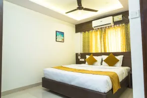 The Porch Inn Hotel & Service Apartments Near Nimhans Hospital - Room