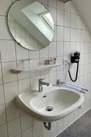Hotel Fliederbusch  - Badezimmer