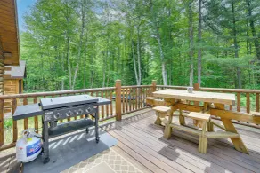 Cabina Manistique 'Thunder Cove Cabin' con Vista Lago! - Interni